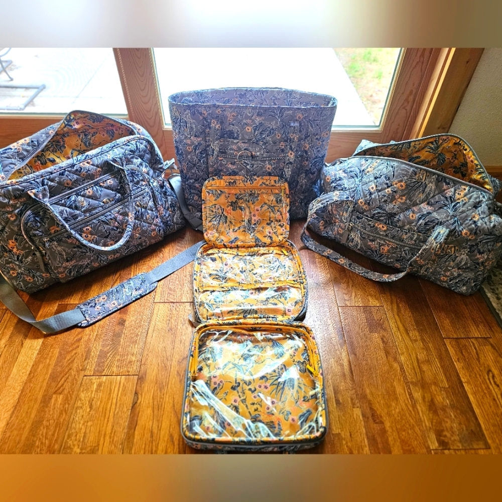 Vera Bradley 4 PIECE SET Rain Forest Toile Travel Bag